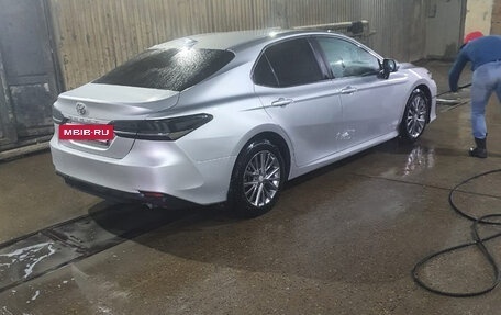 Toyota Camry, 2019 год, 2 300 000 рублей, 3 фотография