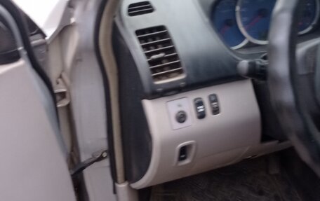 Mitsubishi L200 IV рестайлинг, 2007 год, 590 000 рублей, 9 фотография