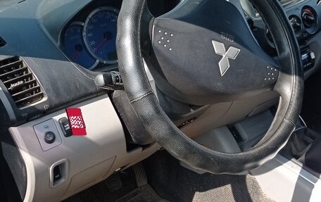 Mitsubishi L200 IV рестайлинг, 2007 год, 590 000 рублей, 5 фотография