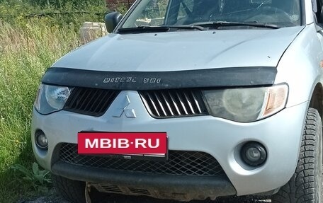 Mitsubishi L200 IV рестайлинг, 2007 год, 590 000 рублей, 2 фотография