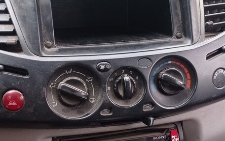 Mitsubishi L200 IV рестайлинг, 2007 год, 590 000 рублей, 8 фотография