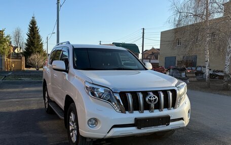 Toyota Land Cruiser Prado 150 рестайлинг 2, 2015 год, 4 270 000 рублей, 15 фотография