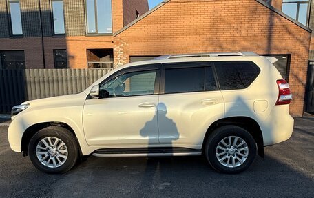 Toyota Land Cruiser Prado 150 рестайлинг 2, 2015 год, 4 270 000 рублей, 9 фотография