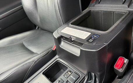 Toyota Land Cruiser Prado 150 рестайлинг 2, 2015 год, 4 270 000 рублей, 26 фотография