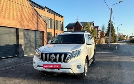 Toyota Land Cruiser Prado 150 рестайлинг 2, 2015 год, 4 270 000 рублей, 20 фотография