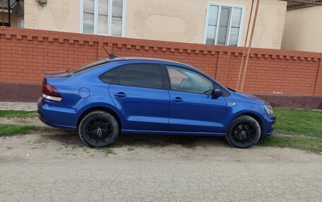 Volkswagen Polo VI (EU Market), 2018 год, 900 000 рублей, 3 фотография