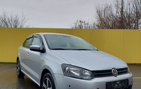 Volkswagen Polo VI (EU Market), 2013 год, 1 100 000 рублей, 4 фотография