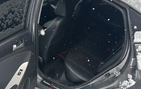 Hyundai Solaris II рестайлинг, 2015 год, 550 000 рублей, 5 фотография