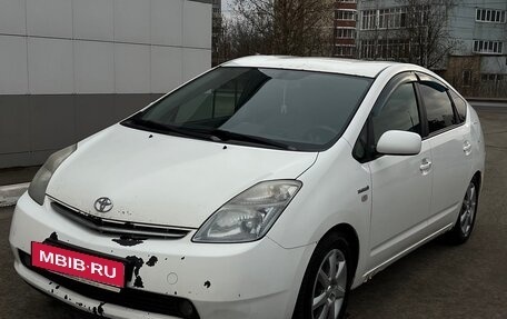 Toyota Prius, 2008 год, 600 000 рублей, 1 фотография