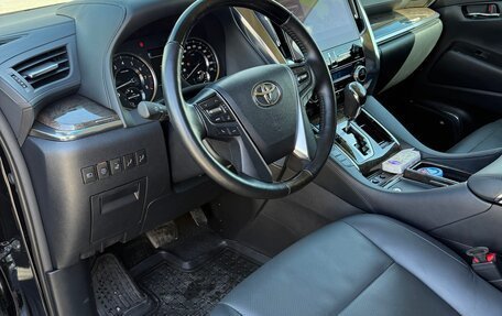 Toyota Alphard III, 2022 год, 12 490 000 рублей, 5 фотография