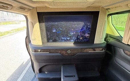 Toyota Alphard III, 2022 год, 12 490 000 рублей, 9 фотография