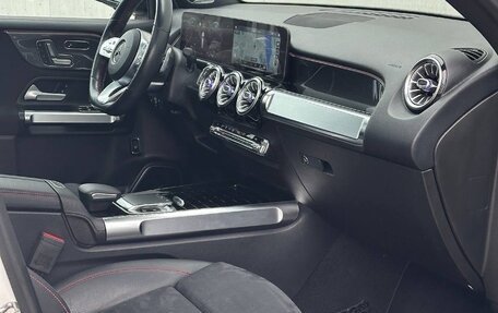 Mercedes-Benz GLB, 2023 год, 5 195 000 рублей, 7 фотография