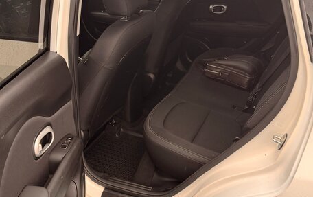 KIA Soul II рестайлинг, 2017 год, 1 490 000 рублей, 10 фотография