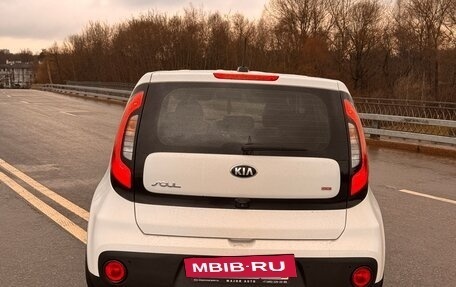 KIA Soul II рестайлинг, 2017 год, 1 490 000 рублей, 5 фотография