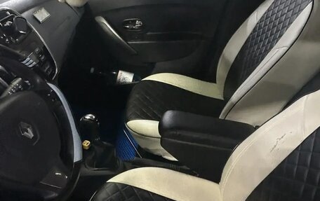 Renault Sandero II рестайлинг, 2017 год, 1 120 000 рублей, 6 фотография