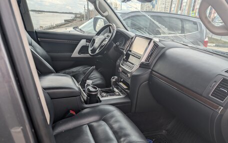 Toyota Land Cruiser 200, 2016 год, 3 700 000 рублей, 11 фотография