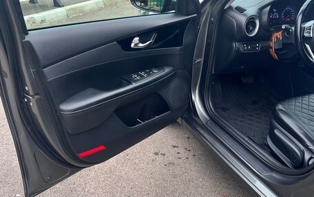 KIA Cerato IV, 2022 год, 1 550 000 рублей, 5 фотография