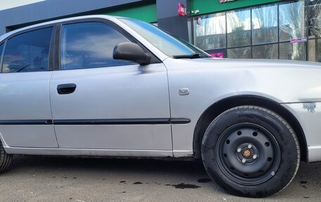 Hyundai Accent II, 2004 год, 350 000 рублей, 2 фотография