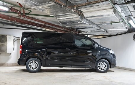 Peugeot Traveller I, 2021 год, 2 800 000 рублей, 4 фотография