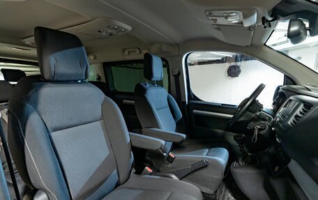 Peugeot Traveller I, 2021 год, 2 800 000 рублей, 12 фотография