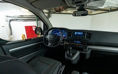 Peugeot Traveller I, 2021 год, 2 800 000 рублей, 13 фотография