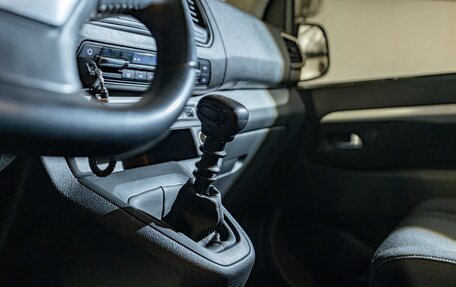 Peugeot Traveller I, 2021 год, 2 800 000 рублей, 15 фотография