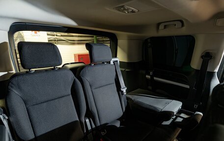 Peugeot Traveller I, 2021 год, 2 800 000 рублей, 21 фотография