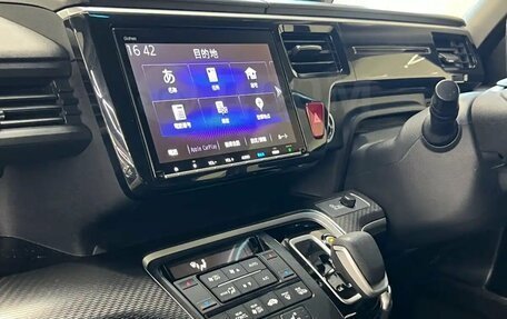 Honda Stepwgn IV, 2019 год, 3 200 000 рублей, 17 фотография