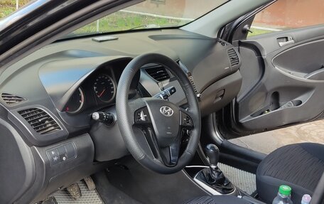 Hyundai Solaris II рестайлинг, 2014 год, 500 000 рублей, 9 фотография