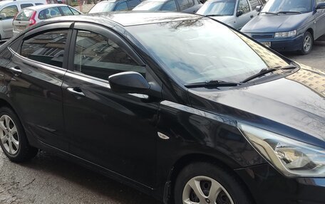 Hyundai Solaris II рестайлинг, 2014 год, 500 000 рублей, 8 фотография