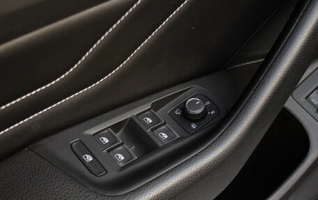 Volkswagen Passat B8 рестайлинг, 2020 год, 2 640 000 рублей, 15 фотография