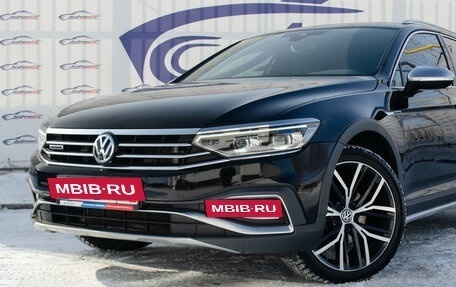 Volkswagen Passat B8 рестайлинг, 2020 год, 2 640 000 рублей, 2 фотография