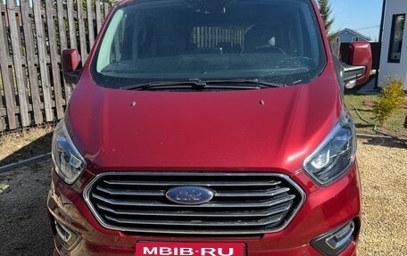 Ford Tourneo Custom I рестайлинг, 2019 год, 4 400 000 рублей, 5 фотография