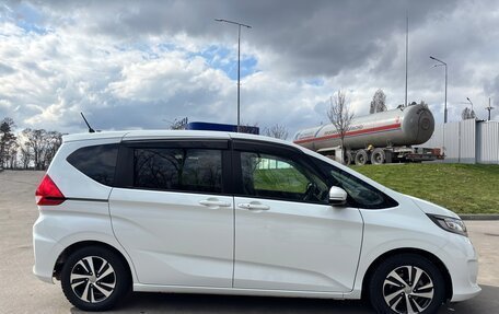 Honda Freed II, 2017 год, 1 615 000 рублей, 8 фотография