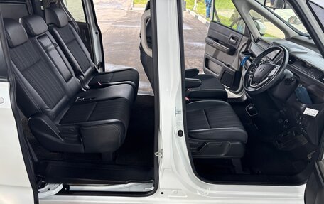 Honda Freed II, 2017 год, 1 615 000 рублей, 21 фотография