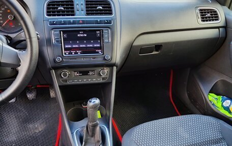 Volkswagen Polo VI (EU Market), 2012 год, 750 000 рублей, 8 фотография