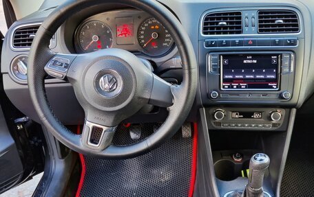 Volkswagen Polo VI (EU Market), 2012 год, 750 000 рублей, 9 фотография