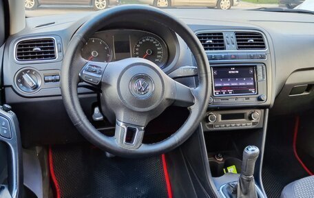 Volkswagen Polo VI (EU Market), 2012 год, 750 000 рублей, 10 фотография