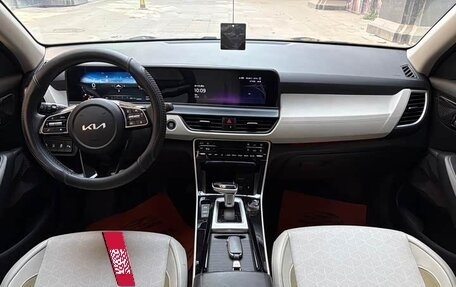 KIA Seltos I, 2023 год, 1 690 000 рублей, 7 фотография