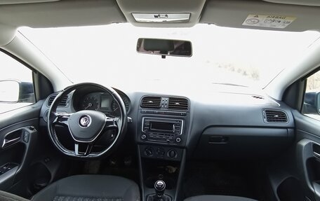 Volkswagen Polo VI (EU Market), 2016 год, 800 000 рублей, 6 фотография