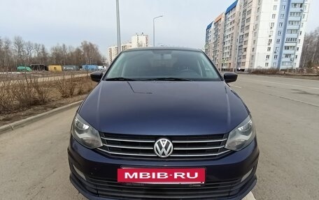 Volkswagen Polo VI (EU Market), 2016 год, 800 000 рублей, 2 фотография