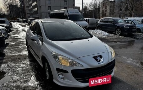 Peugeot 308 II, 2011 год, 380 000 рублей, 2 фотография