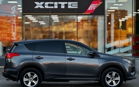 Toyota RAV4, 2015 год, 1 849 000 рублей, 3 фотография