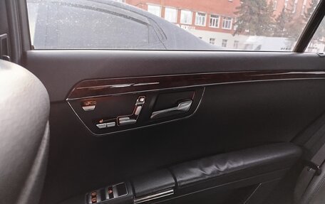 Mercedes-Benz S-Класс, 2008 год, 1 200 000 рублей, 1 фотография