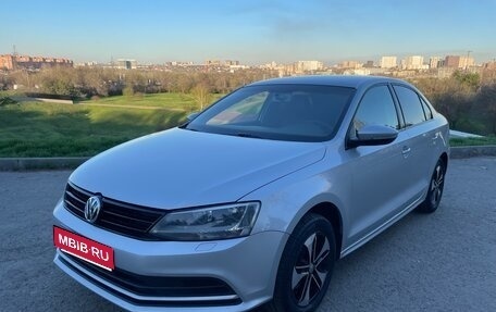 Volkswagen Jetta VI, 2015 год, 1 195 000 рублей, 1 фотография