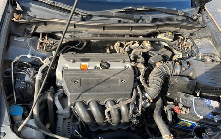 Honda Accord VIII рестайлинг, 2008 год, 900 000 рублей, 18 фотография