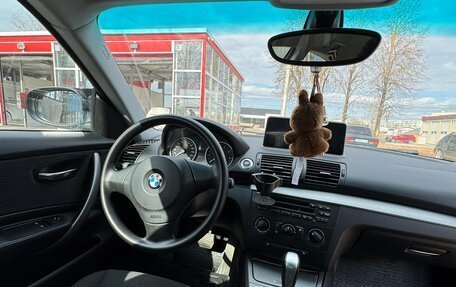 BMW 1 серия, 2009 год, 900 000 рублей, 12 фотография