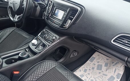 Chrysler 200 II, 2015 год, 1 200 000 рублей, 9 фотография