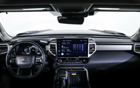 Toyota Tundra, 2022 год, 8 990 000 рублей, 17 фотография