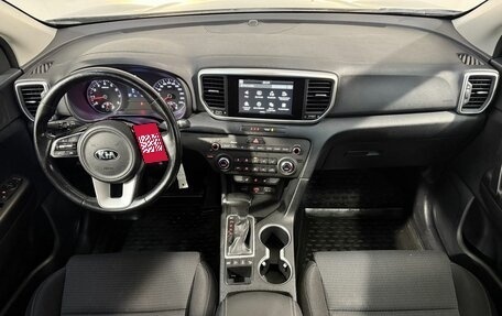 KIA Sportage IV рестайлинг, 2020 год, 2 399 800 рублей, 9 фотография